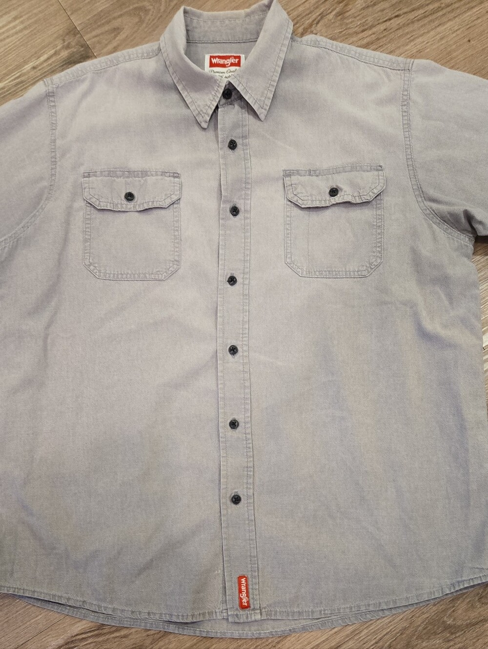 Wrangler Mens Gray Casual Button-Down Shirt Short Sleeve